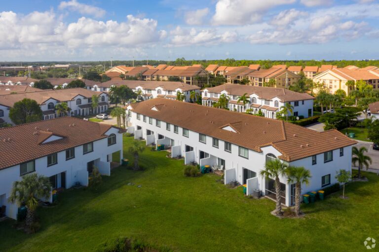 Amberton Luxury Townhomes Features, Benefits, and Lifestyle Insights